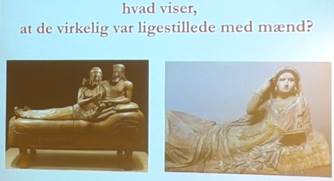 Et billede, der indeholder tekst, t�j, pr�sentation, indend�rs

Automatisk genereret beskrivelse
